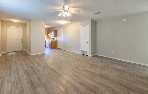 804 E 77th St, Lubbock, TX 79404 photo 2