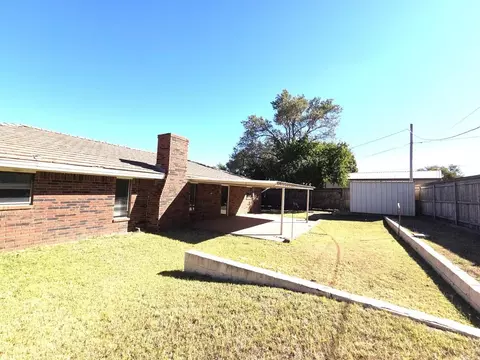 Exterior - 1303 Ebeling Dr, Plainview, TX 79072 photo 4 of 4