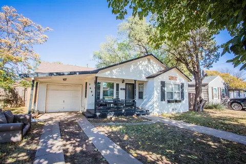 2604 39th St, Lubbock, TX 79413