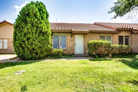 4749 2nd St, Lubbock, TX 79416