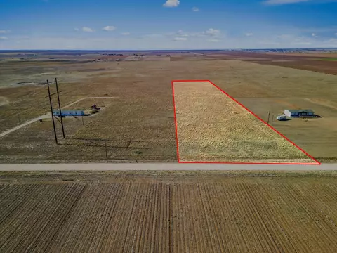 1716 Hawk Rd, Levelland, TX 79336