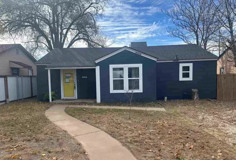 2221 39th St, Lubbock, TX 79412