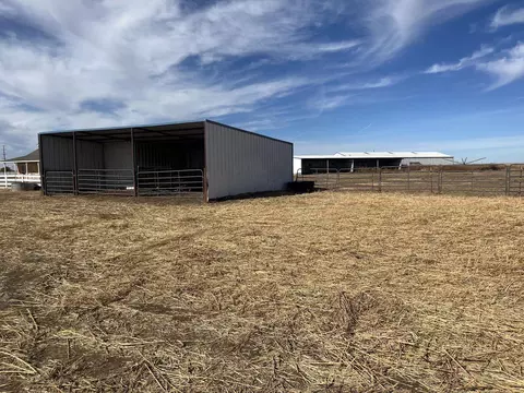 Exterior - 1942 Co Rd 135, Plainview, TX 79072 photo 23 of 24