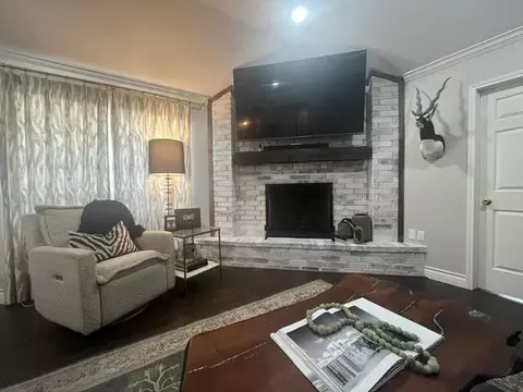 Living - 1942 Co Rd 135, Plainview, TX 79072 photo 1 of 3
