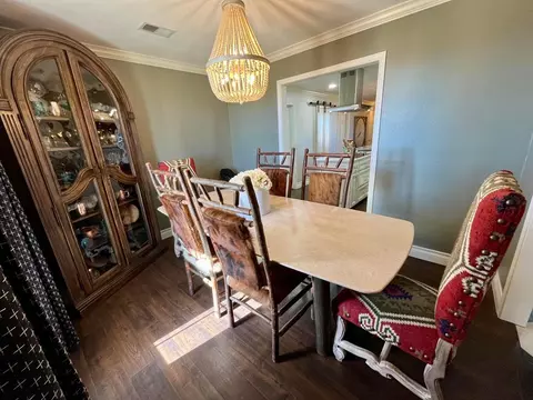 Dining - 1942 Co Rd 135, Plainview, TX 79072 photo 2 of 3