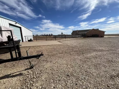 Exterior - 1942 Co Rd 135, Plainview, TX 79072 photo 18 of 24