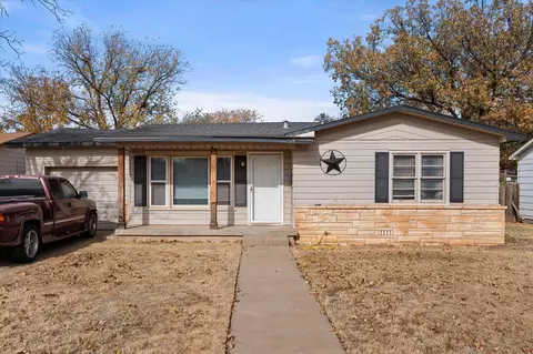5006 42nd St, Lubbock, TX 79414