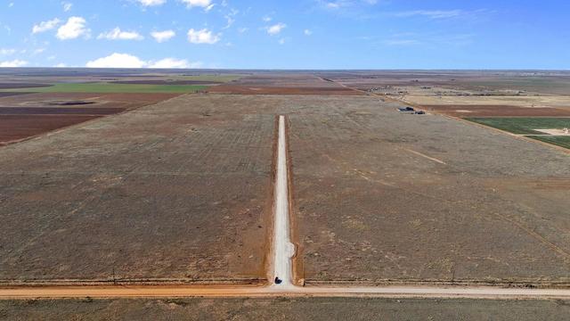 6896 Brody Rd, Lubbock, TX 79407