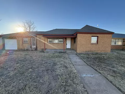 1211 Main, Ralls, TX 79357