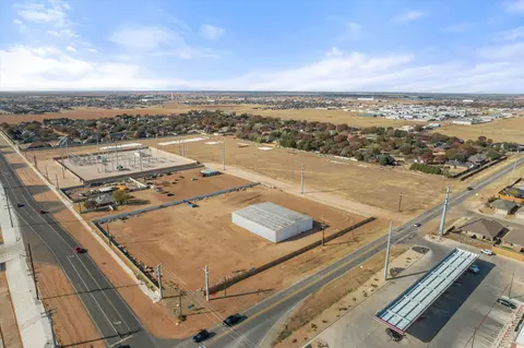 9704 Upland Ave, Lubbock, TX 79424