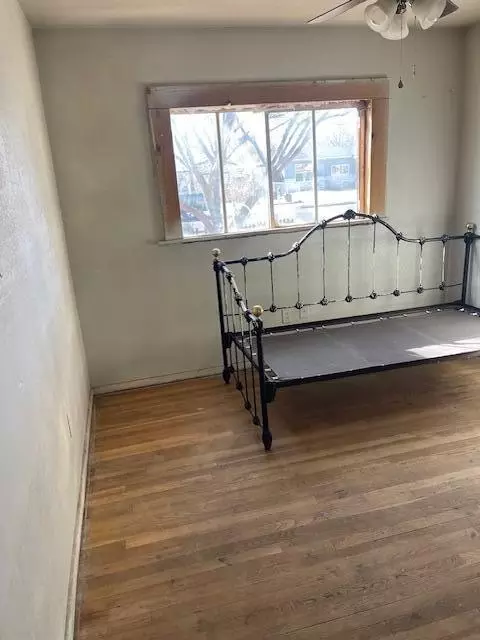 306 52nd St, Lubbock, TX 79404