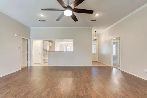 5407 68th St, Lubbock, TX 79424 photo 9