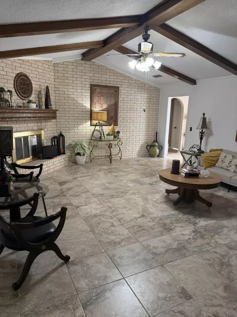 5722 75th St, Lubbock, TX 79424