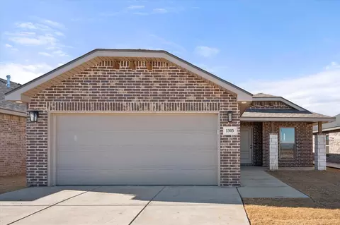 1305 N Chicago Ave, Lubbock, TX 79416