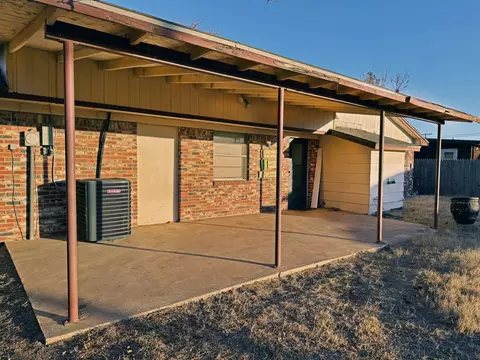 303 Mohawk Dr, Post, TX 79356 photo 27