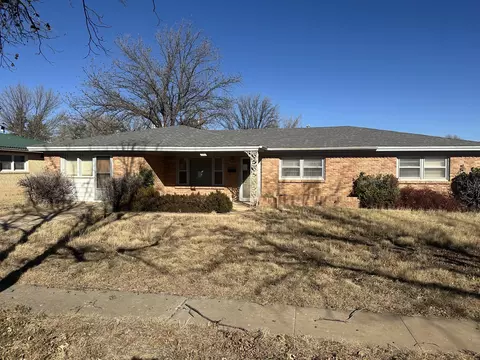 600 SW Avenue J, Seminole, TX 79360