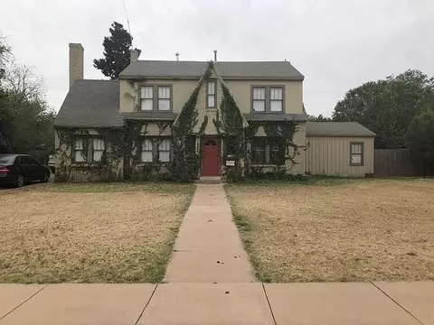 1905 29th St, Lubbock, TX 79411