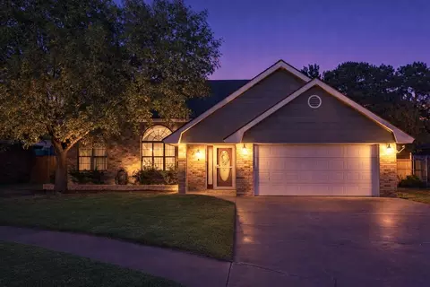 512 N Grover Ave, Lubbock, TX 79416