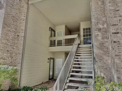 5102 80th St #213, Lubbock, TX 79424