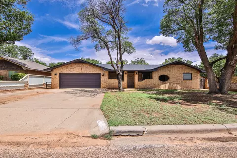 2102 S 4th St, Lamesa, TX 79331