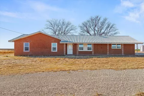 1405 Co Rd 237, Denver City, TX 79323
