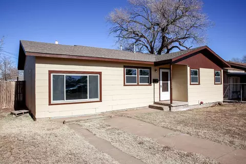 Exterior - 532 54th St, Lubbock, TX 79404 photo 2 of 5