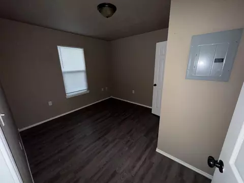 215 36th St, Lubbock, TX 79404 photo 5