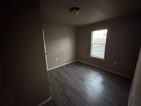 215 36th St, Lubbock, TX 79404 photo 6