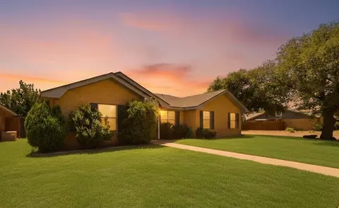 3419 101st St, Lubbock, TX 79423
