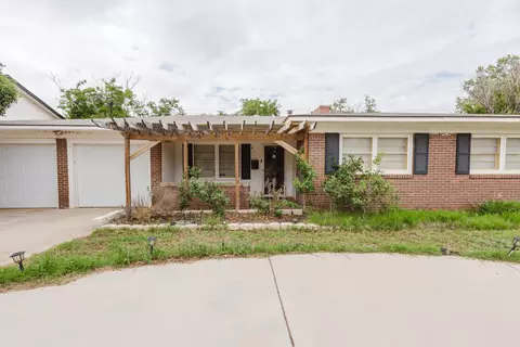 2110 57th St, Lubbock, TX 79412