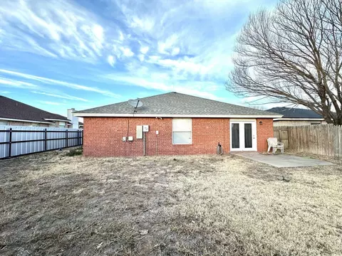 Exterior - 3907 Owen St, Plainview, TX 79072 photo 3 of 4