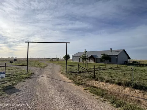 1367 Us-87, Tahoka, TX 79373