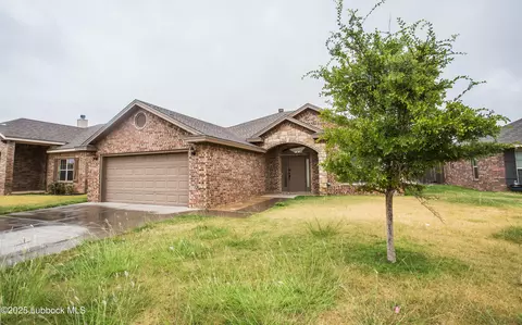 5006 Jarvis St, Lubbock, TX 79416
