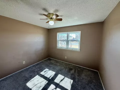 Bedroom - 1420 W 26th St, Plainview, TX 79072 photo 2 of 6