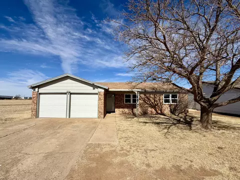 1420 W 26th St, Plainview, TX 79072
