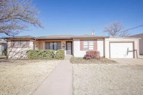 708 15th St, Abernathy, TX 79311