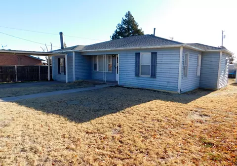 415 W 6th St, Muleshoe, TX 79347