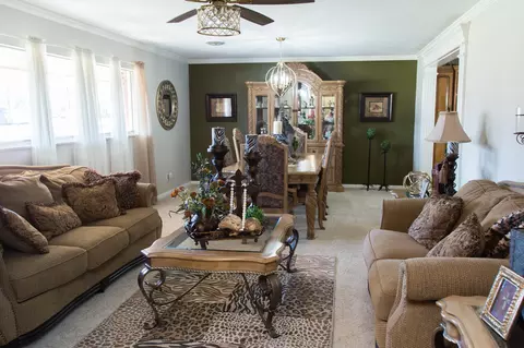 1406 Amarillo St, Plainview, TX 79072 photo 9