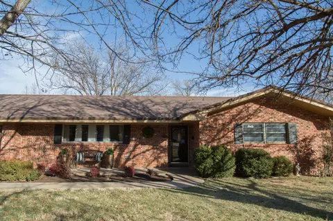 1406 Amarillo St, Plainview, TX 79072 photo 5