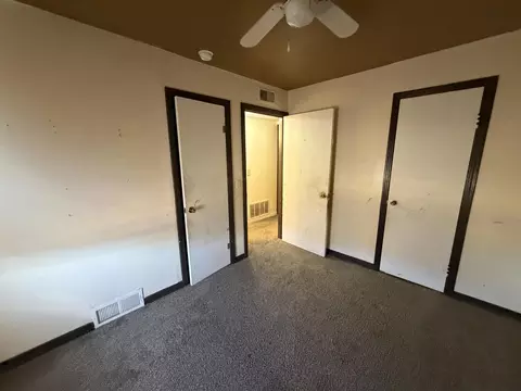 Bedroom - 1705 W 16th St, Plainview, TX 79072 photo 3 of 3
