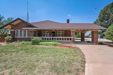 114 Watts Ave, Ralls, TX 79357