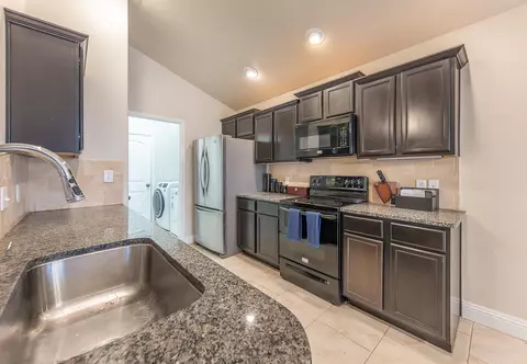 7028 97th St, Lubbock, TX 79424 photo 8