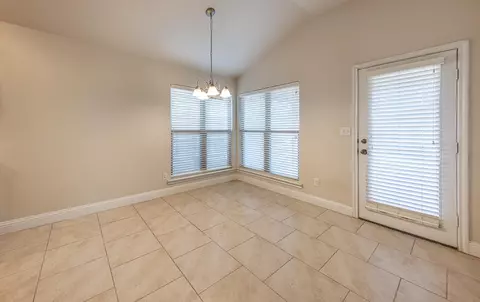 7028 97th St, Lubbock, TX 79424 photo 9