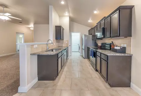 7028 97th St, Lubbock, TX 79424 photo 7
