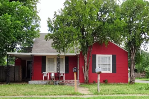 2123 25th St, Lubbock, TX 79411