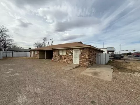 1613 38th St, Lubbock, TX 79412