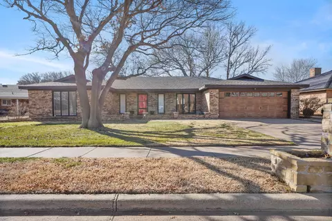 5711 70th Pl, Lubbock, TX 79424