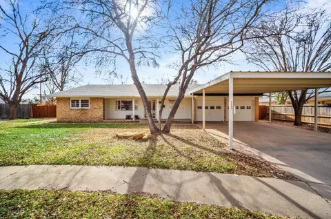 2115 62nd St, Lubbock, TX 79412