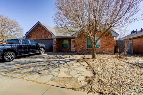 1023 Iola Dr, Lubbock, TX 79416