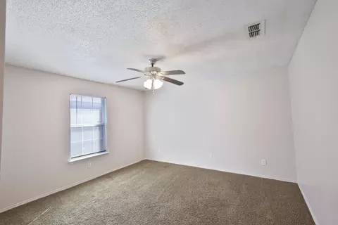 Bedroom - 6533 86th St, Lubbock, TX 79424 photo 3 of 3